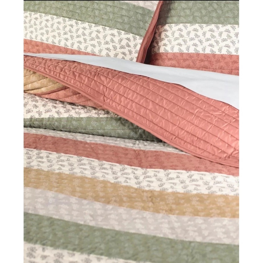 Martha Stewart Ditsy Corduroy Stripe KING Quilt 2 KING Shams RARE Discontinued